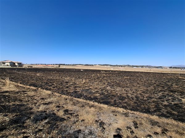 823 m² Land 823 m² Land