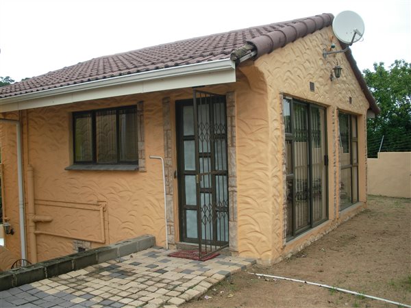 1 Bed Apartment in Umgeni Park