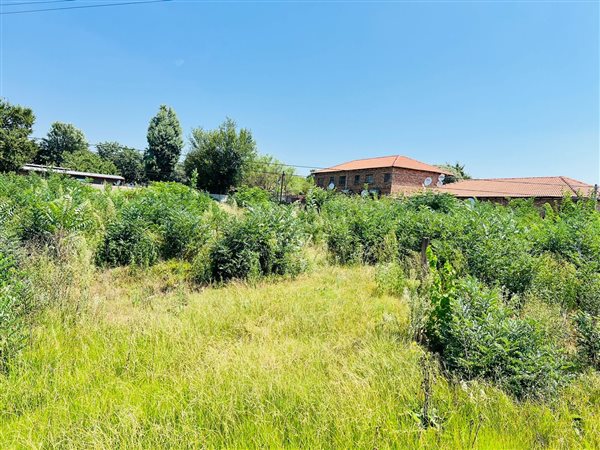 1 819 m² Land 1 819 m² Land