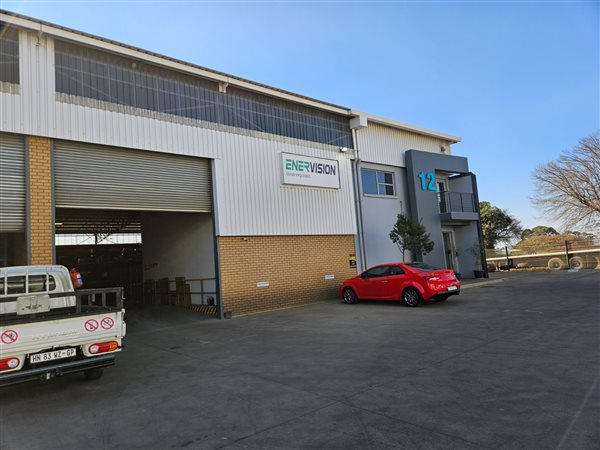 1 017  m² Industrial space