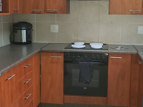 2 Bedroom Duplex 2 Bedroom Duplex