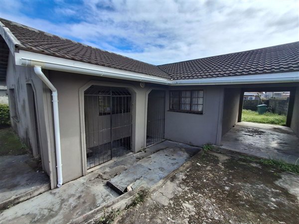 3 Bedroom House 3 Bedroom House
