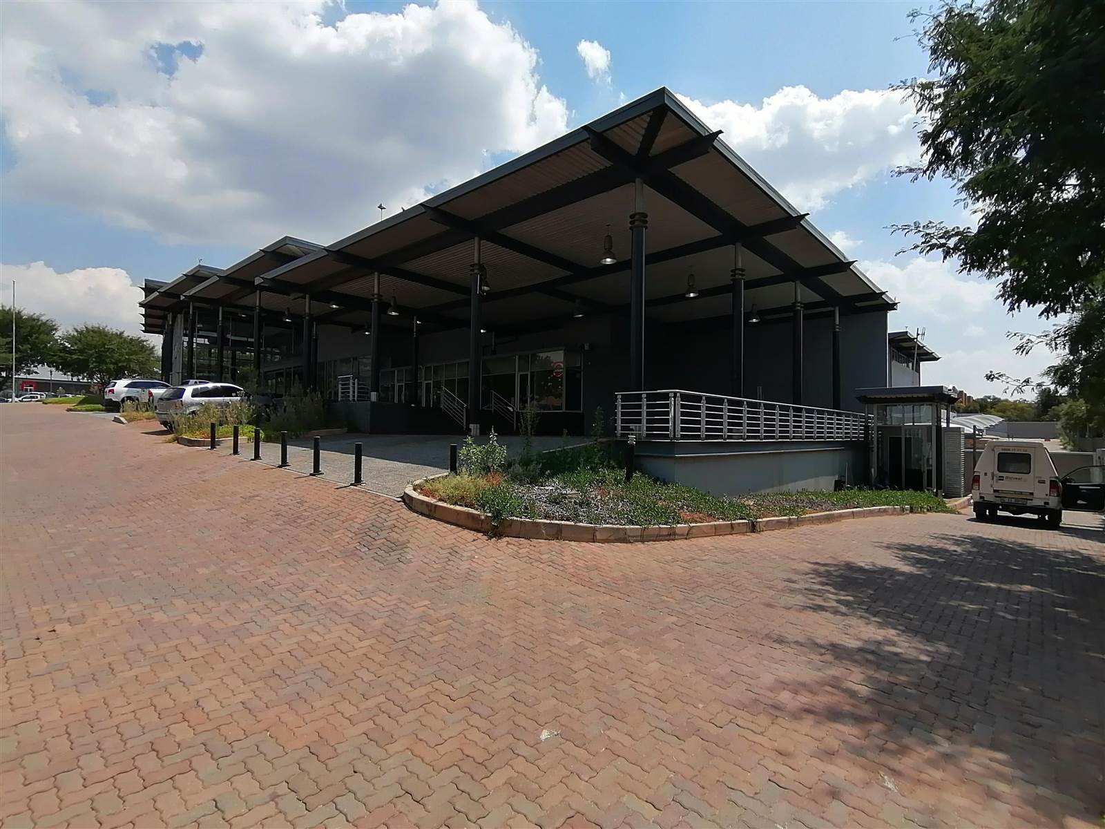 9979  m² Commercial space in Centurion CBD photo number 4