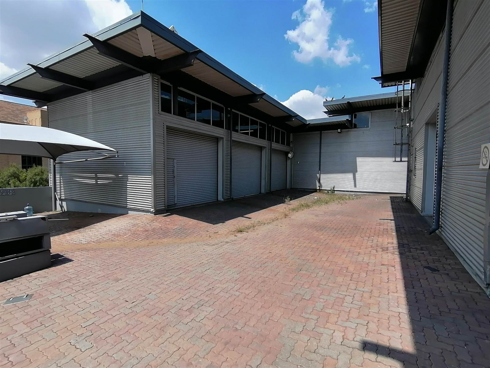 9979  m² Commercial space in Centurion CBD photo number 23