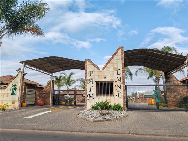 2 Bedroom Simplex