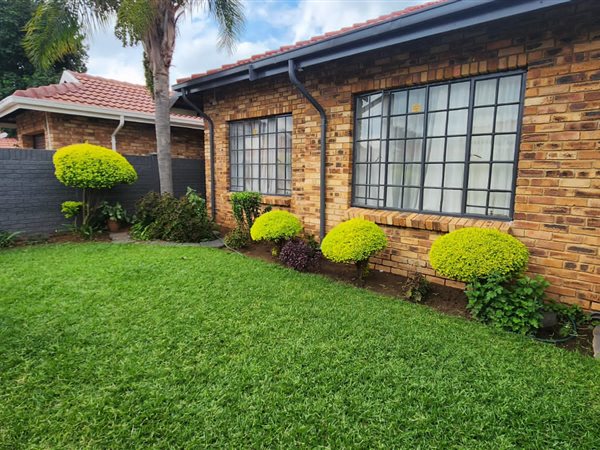 3 Bed Townhouse in Protea Park
