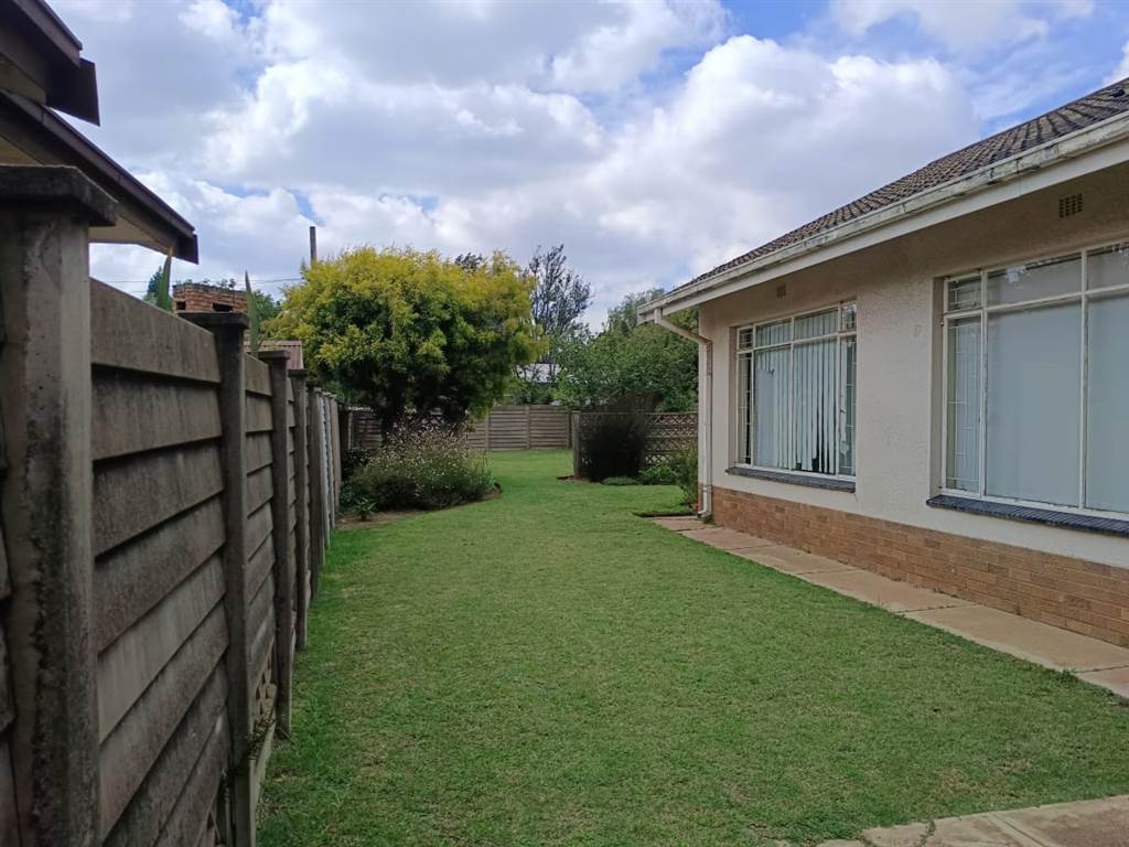 4 Bed House in Parys photo number 11