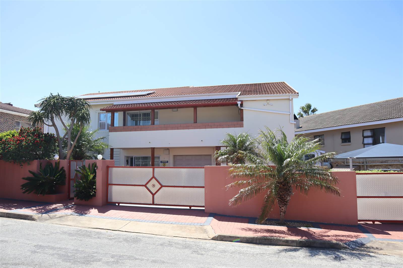 4 Bed House in Jeffreys Bay photo number 24