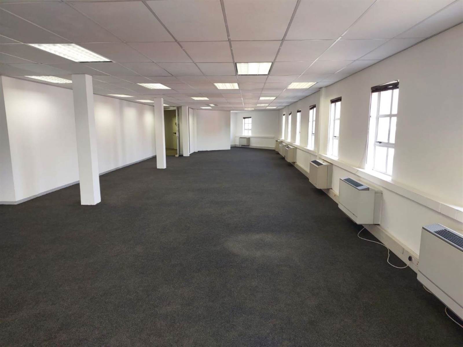 369  m² Commercial space in Fourways photo number 2
