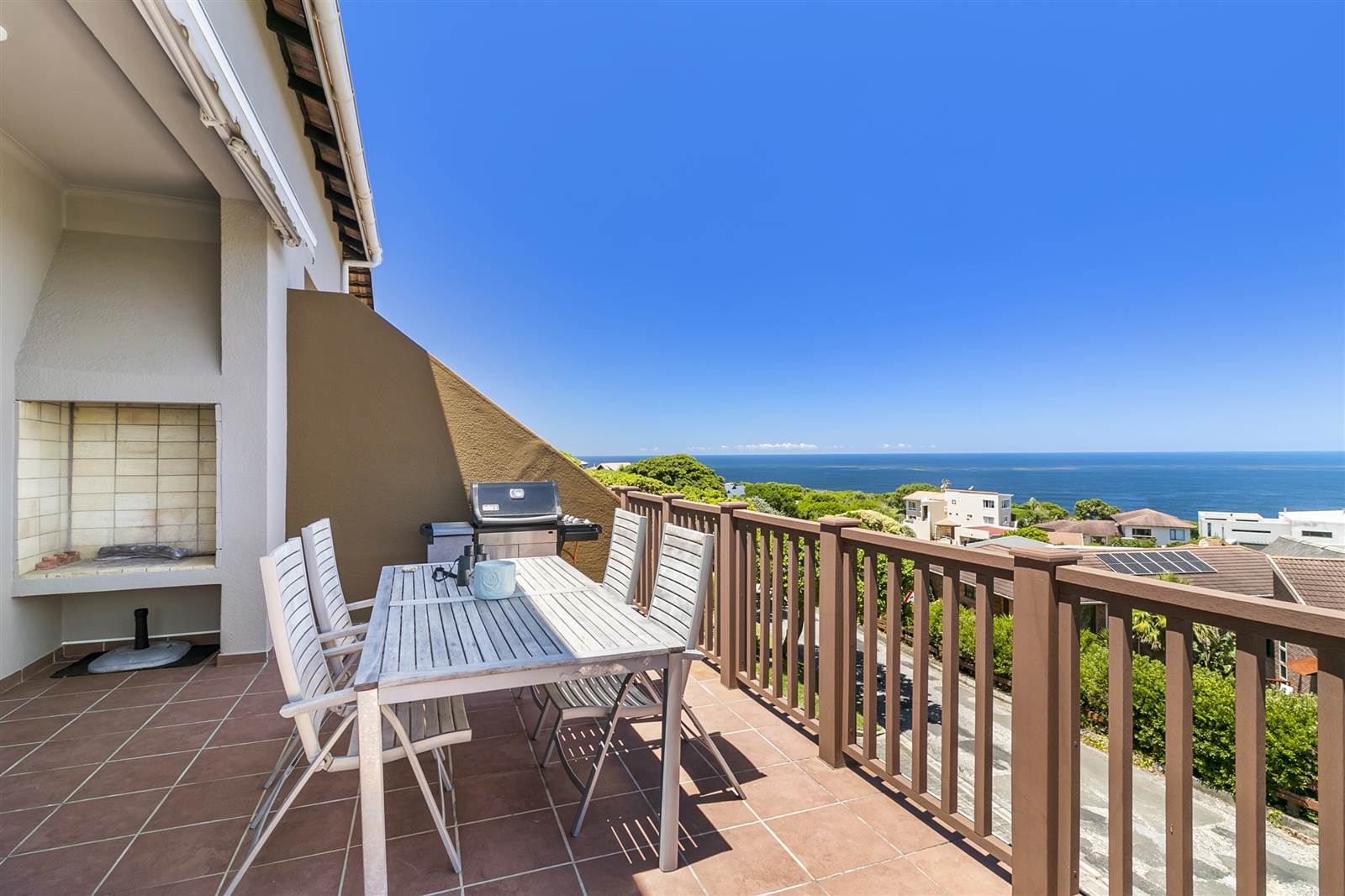 3 Bed Apartment in Brenton on Sea photo number 21