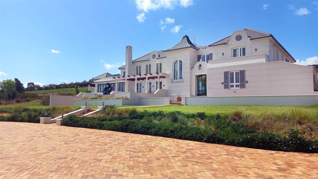 5 Bed House in Somerset West Central photo number 30