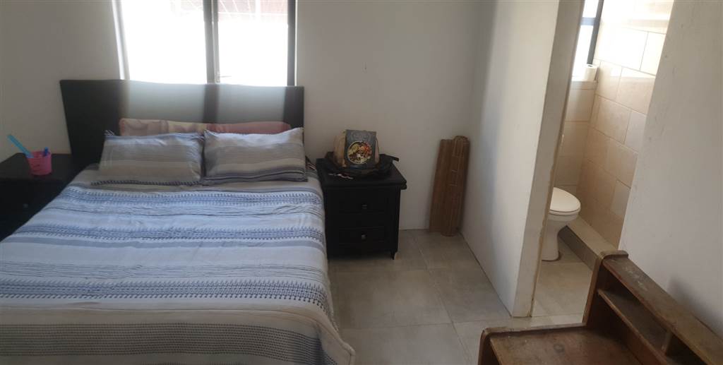 3 Bed House in Mfuleni photo number 12
