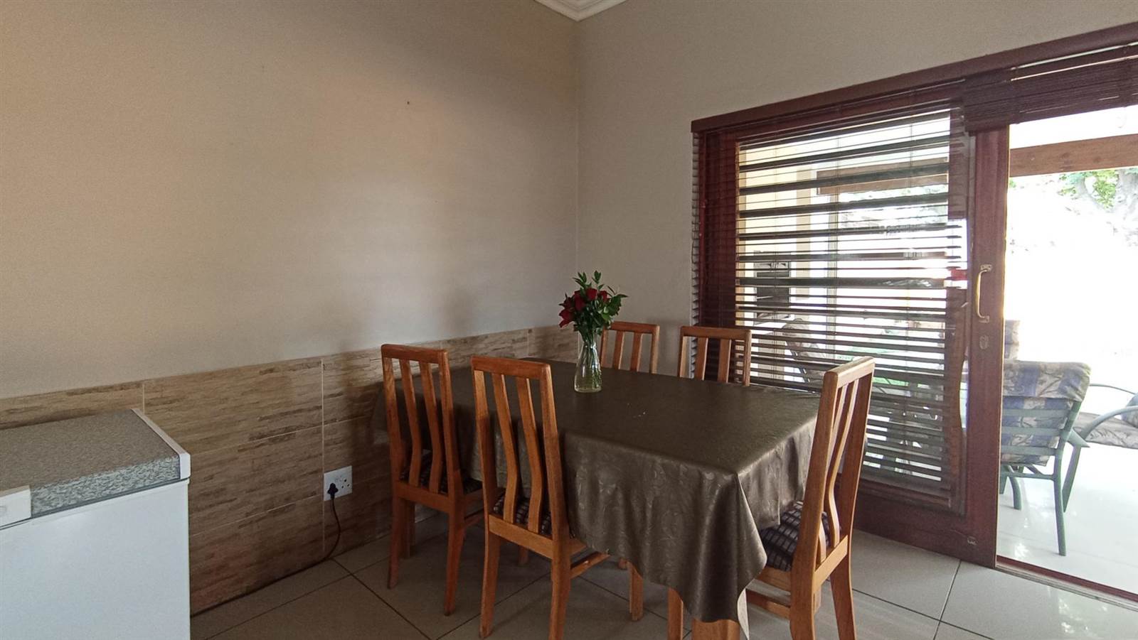 3 Bed Townhouse in Benoni CBD photo number 5