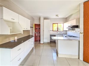 2 Bed Apartment in Bromhof