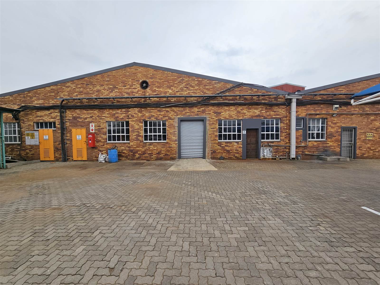 179  m² Industrial space in Anderbolt photo number 3