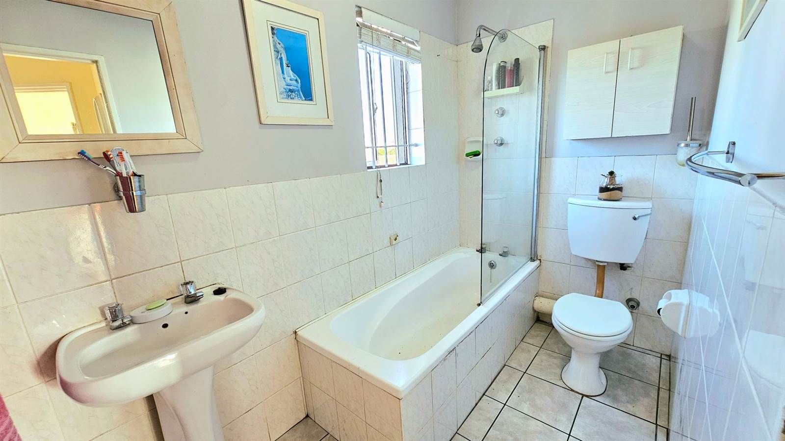 1 Bed Apartment in Parow North photo number 16