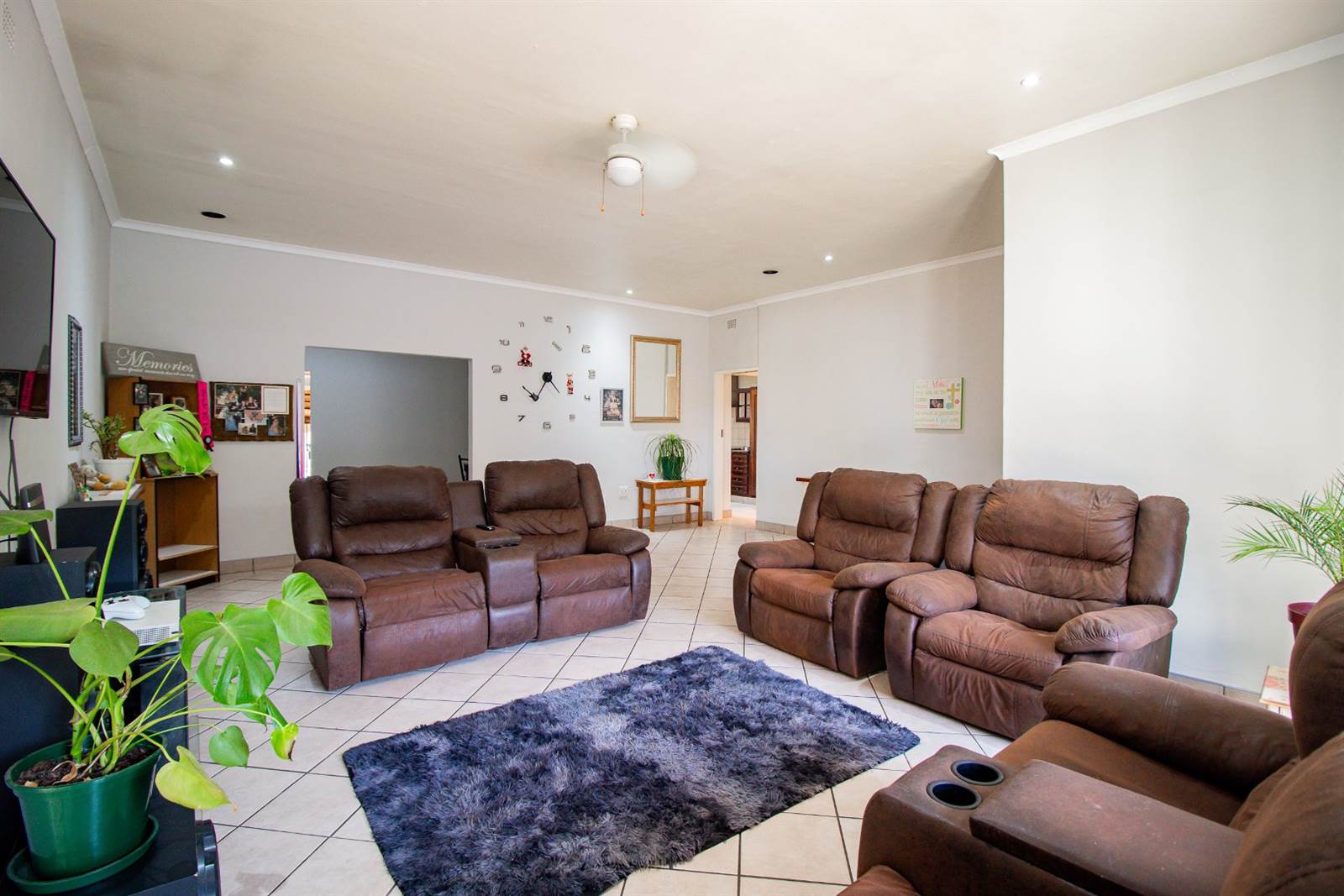 4 Bed House in Northmead photo number 7