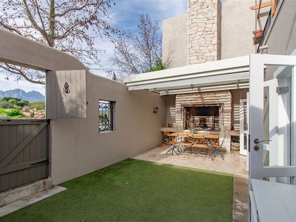 3 Bedroom House 3 Bedroom House