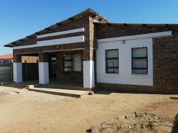 3 Bedroom House 3 Bedroom House