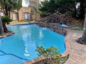 4 Bed House in Vanderbijlpark SE2