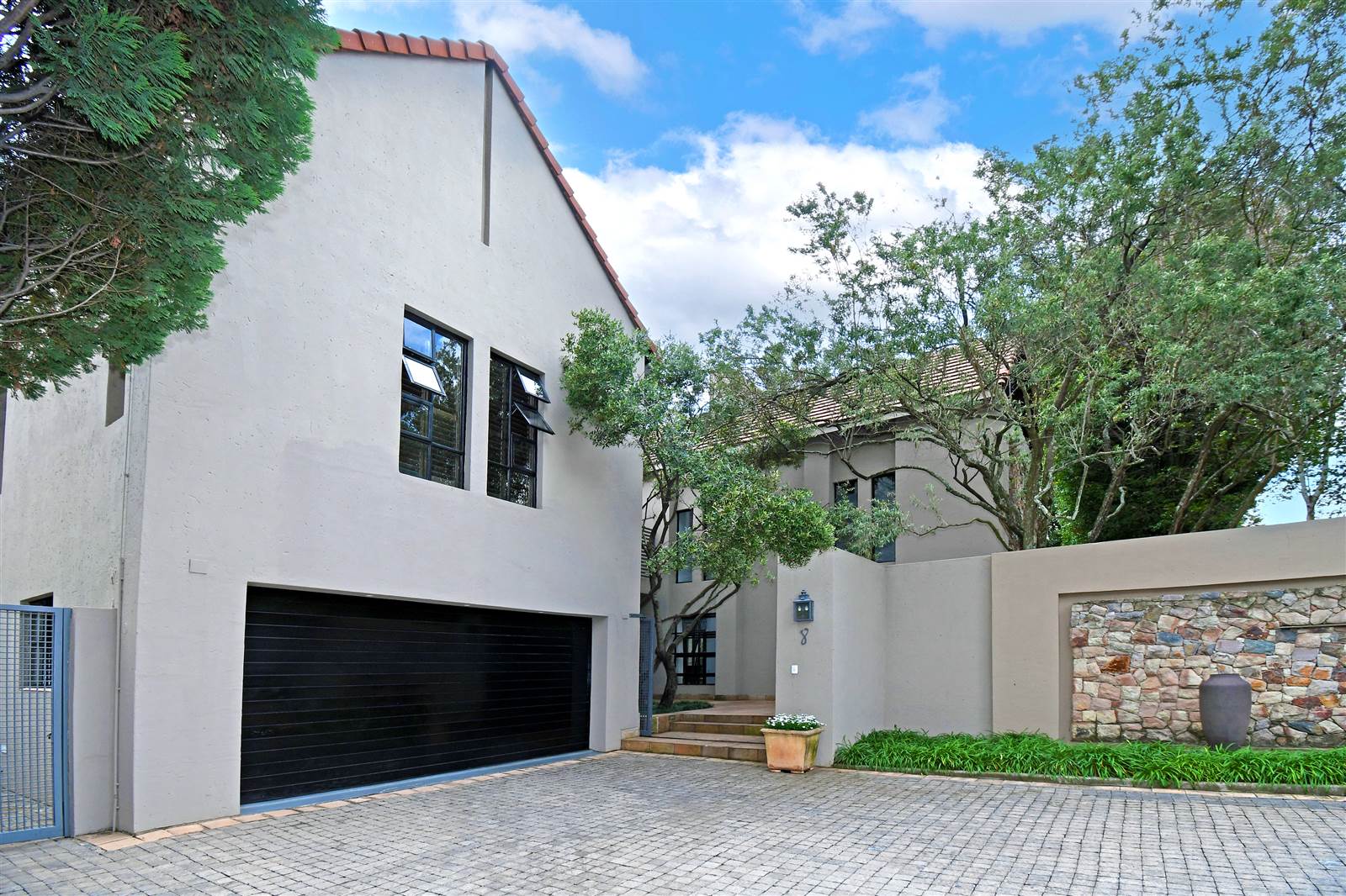 3 Bed House in Saxonwold photo number 30