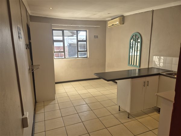 1 Bedroom House 1 Bedroom House
