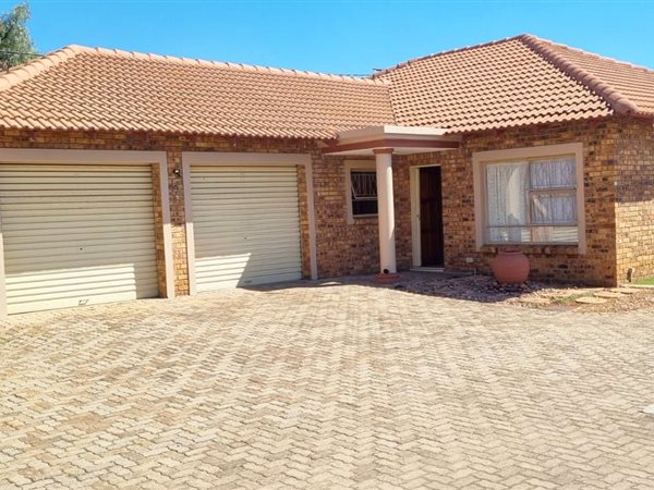 3 Bed House in New State Area