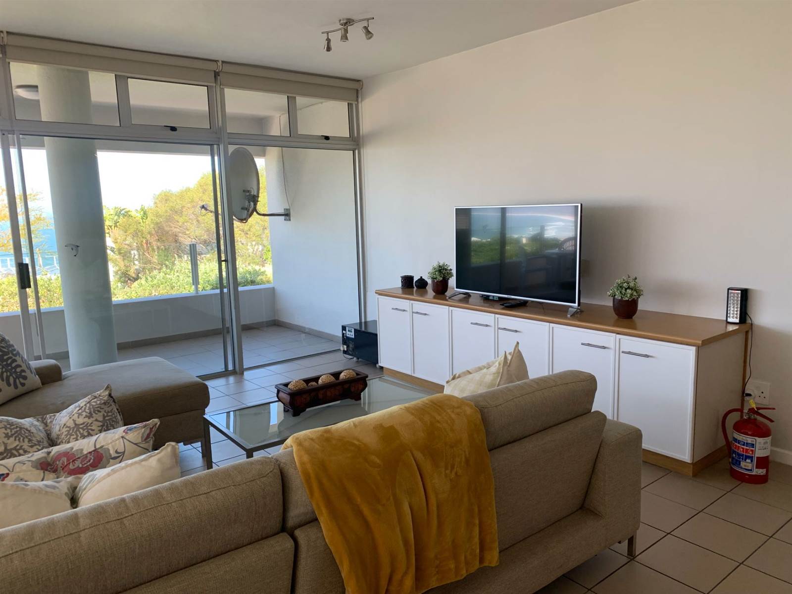 3 Bed Apartment in Plettenberg Bay photo number 15