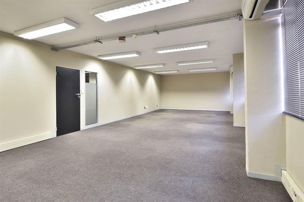 177  m² Office Space in Arcadia photo number 9