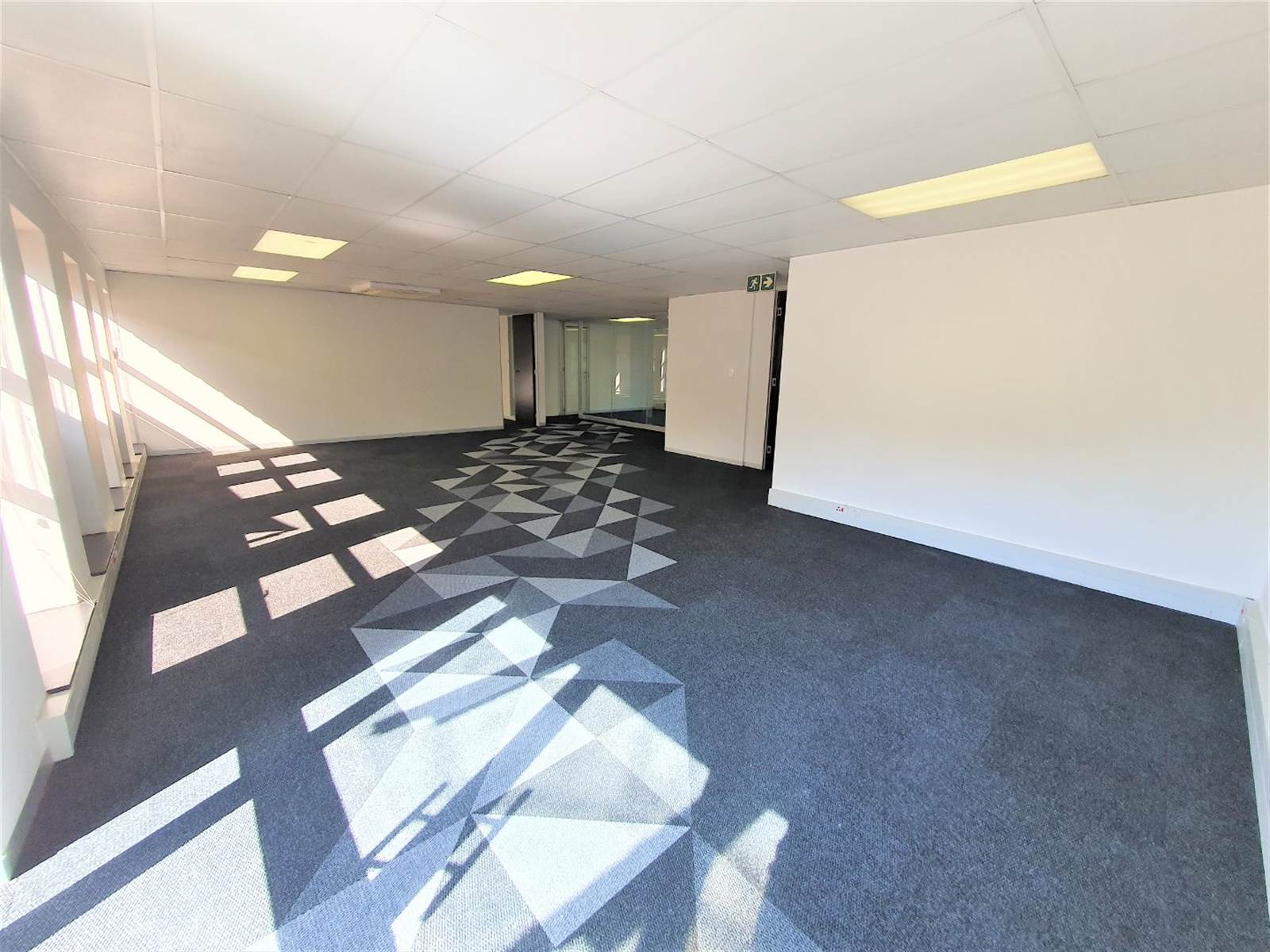 210  m² Office Space in Bryanston photo number 6