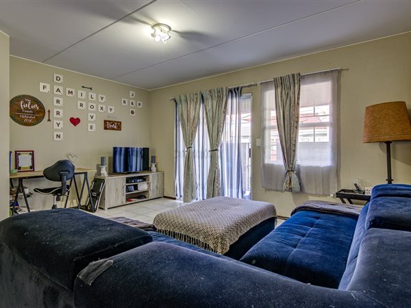 2 Bedroom Townhouse 2 Bedroom Townhouse