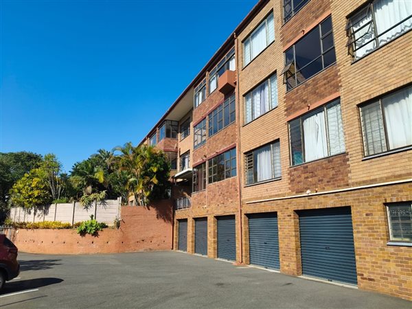 4 Bedroom Apartment