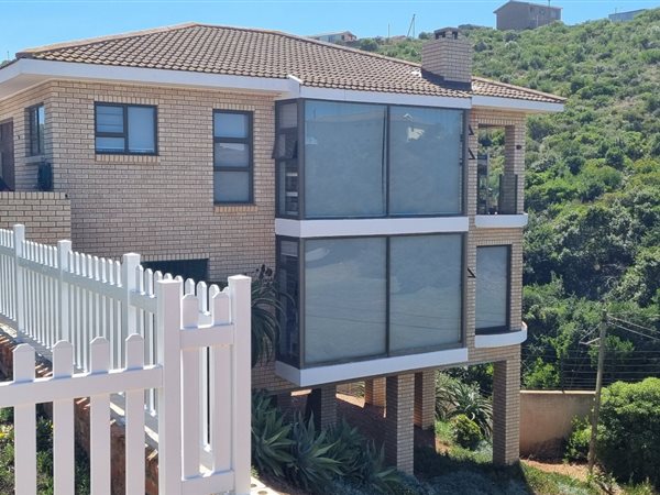 4 Bed House in Boland Park