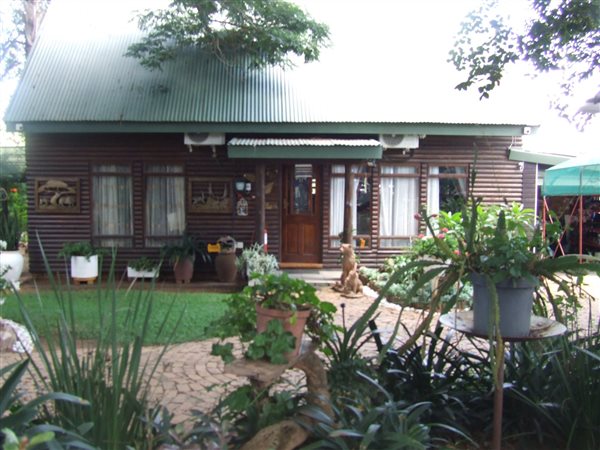 2 Bedroom House 2 Bedroom House
