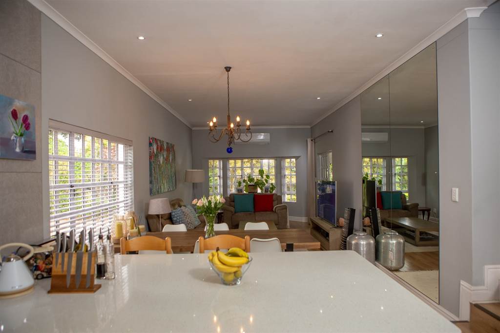 3 Bed Townhouse in Mount Edgecombe Country Club Estate 2 photo number 11