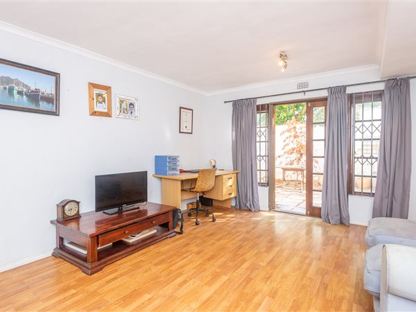 2 Bed Townhouse in Plumstead