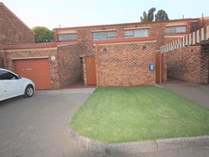 3 Bed Duplex in Vanderbijlpark CE3