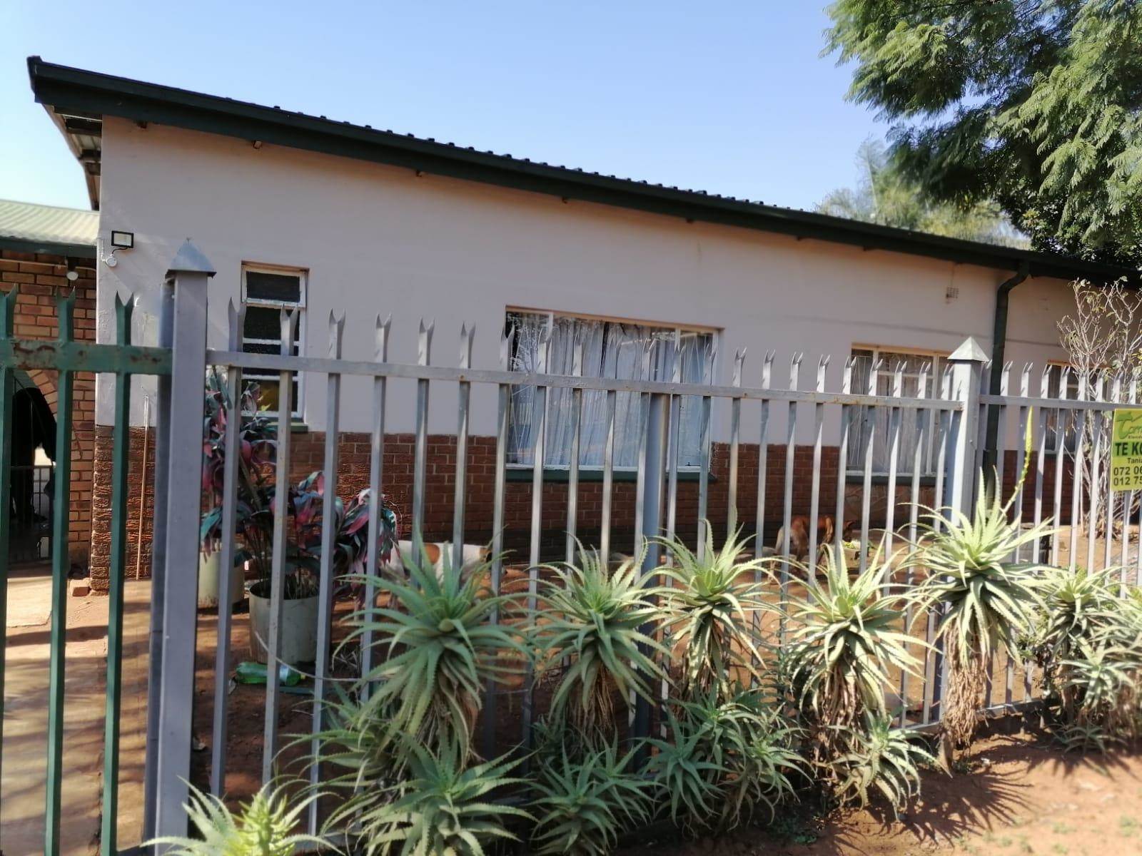 3 Bed House in Pretoria Gardens photo number 2
