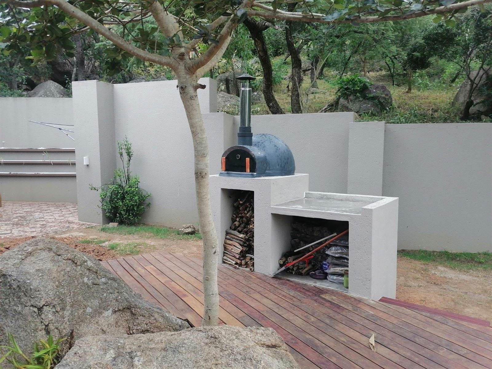 4 Bed House in Nelspruit photo number 5