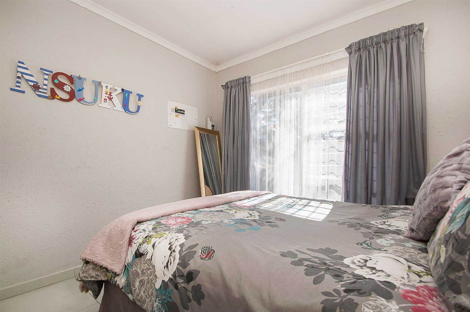 2 Bed Apartment in Grobler Park photo number 14