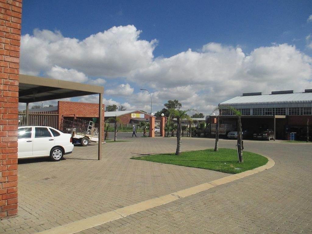 666  m² Industrial space in Bloemfontein photo number 1