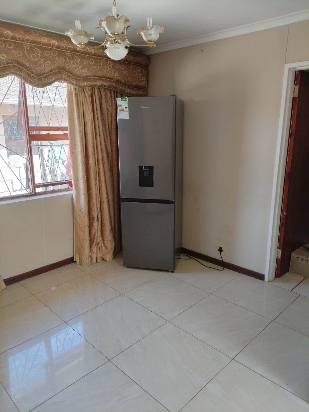 3 Bed House in Kwamagxaki photo number 12