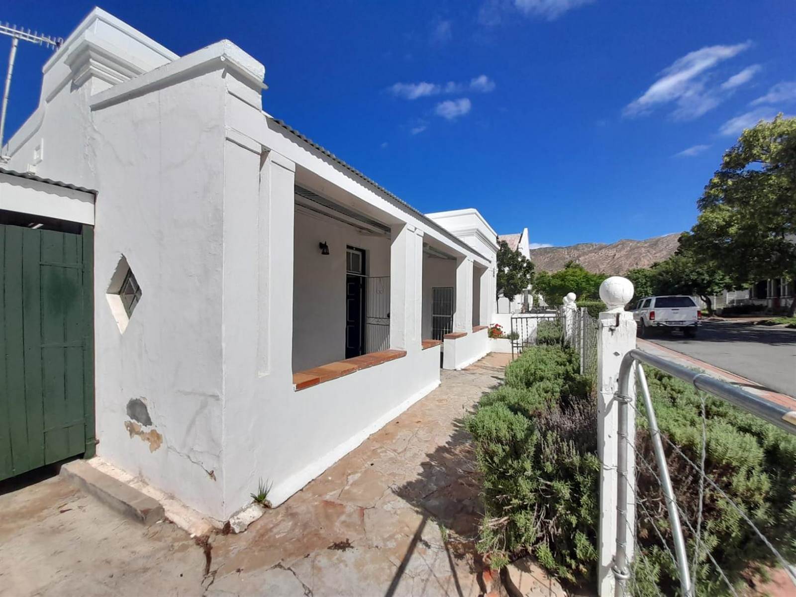 4 Bed House in Montagu photo number 25