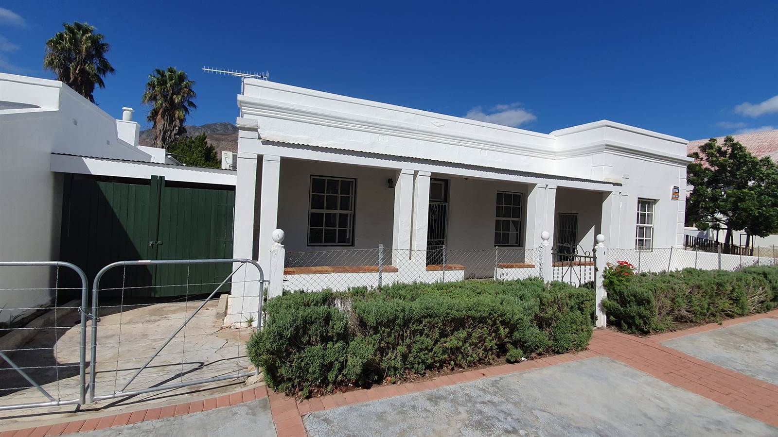 4 Bed House in Montagu photo number 28