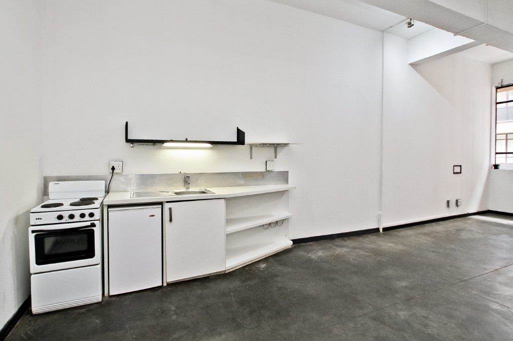 1 Bed Apartment in Maboneng photo number 6