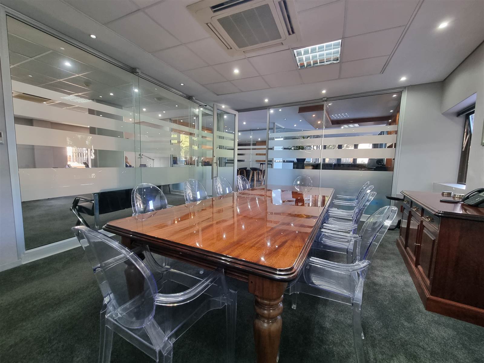 377  m² Commercial space in Rivonia photo number 1