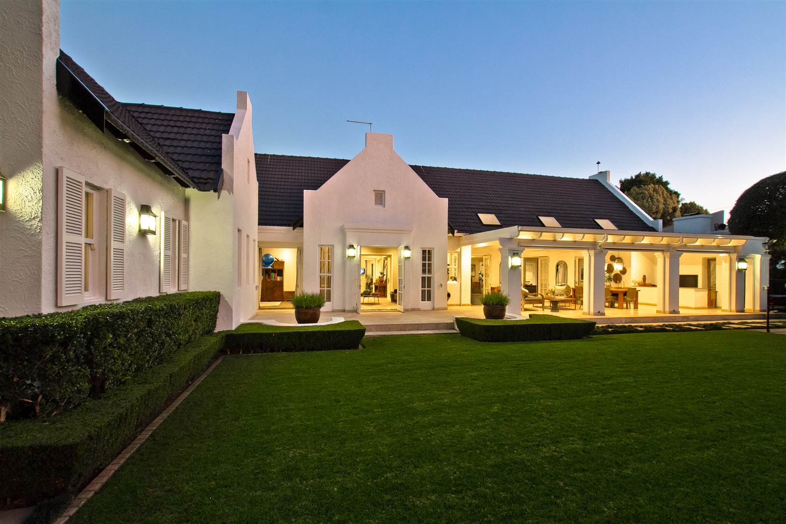 5 Bed House in Inanda photo number 2