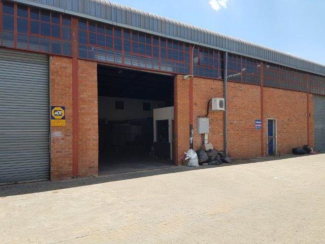 235  m² Industrial space in Ooseinde photo number 2