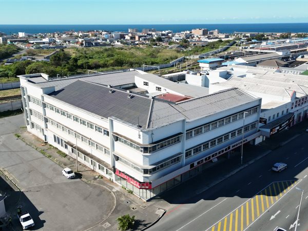 7.4 m² Commercial space 7.4 m² Commercial space