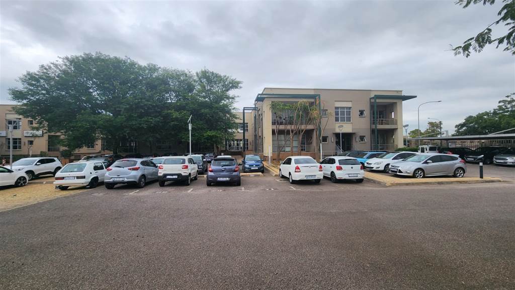 33  m² Commercial space in Centurion CBD photo number 1